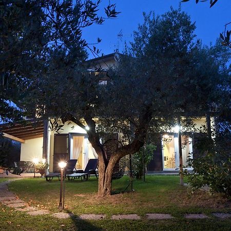 Vila L'Ortobio Sarzana Exteriér fotografie